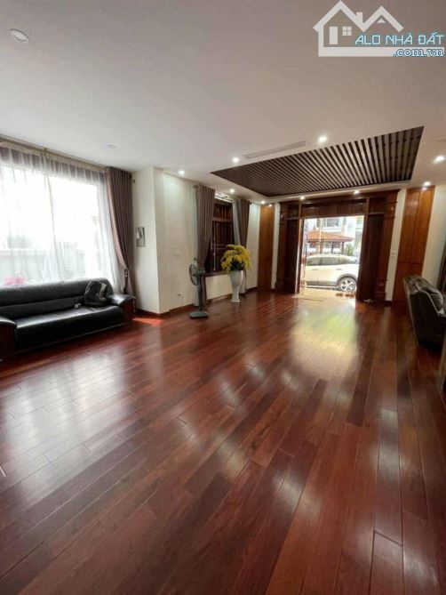 BIỆT THỰ VIP DƯƠNG NỘI - DIỆN TÍCH 306M2 -  MẶT TIỀN LỚN - GẦN CÔNG VIÊN - FULL CÔNG NĂNG - 4