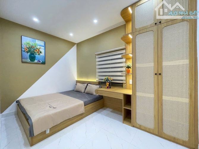 Nhà đẹp 2T xây mới ngay trung tâm Lê Duẩn_Full nội thất cao cấp_Giá 3tyX - 4