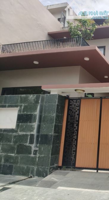 chủ cần bán nhanh căn villa 3 tầng đường sơn thủy. Ngũ Hành Sơn - 4