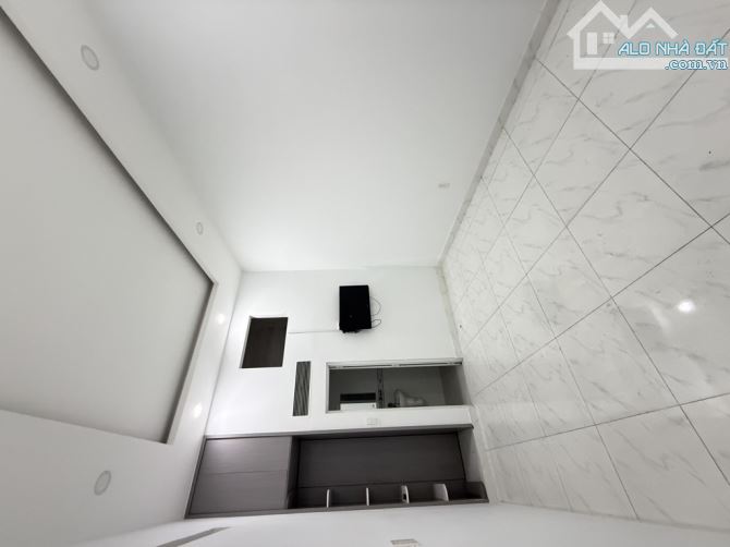 Nhà 4 Tầng đường HÀ HUY GIÁP phường THẠNH LỘC Q12 DT 175.2(5,7x38) hẻm 5m 💲 10, 5 tỷ - 4