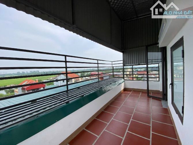 Khuyến Lương- Hàng Xóm Gamuda- 35/40m - 8.2 tỷ- 7 tầng thang máy fun nội thất- gân ô tô - 4