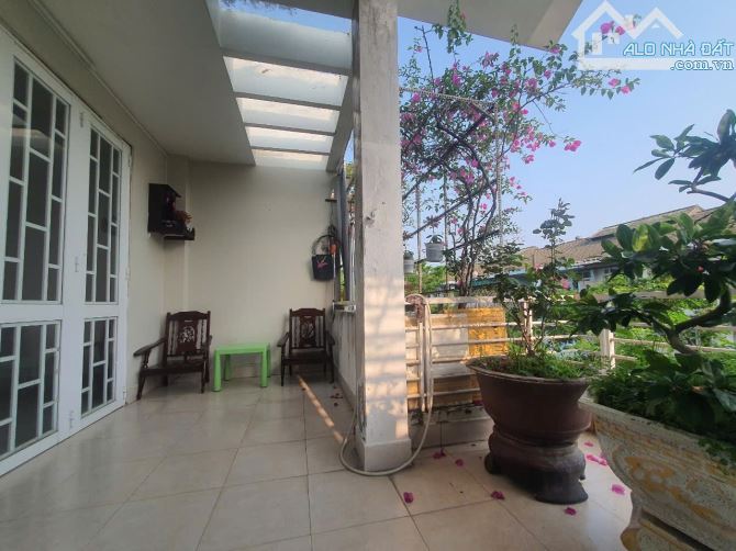 BÁN NHÀ 3 TẦNG KHU AN CỰU CITY HUẾ - Diện tích sàn 210m2 - full nội thất - 4