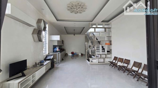 [CẨM THANH] Bán nhà 3 tầng, đang kinh doanh du lịch, sử dụng gần 300m² đất. - 4