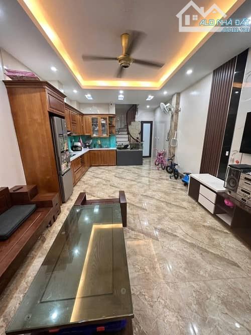 Bán nhà đẹp 5 tầng Phú Mỹ – Nam Từ Liêm 8.1 Tỷ ngõ ba gác, cách hồ điều hòa 30m - 4