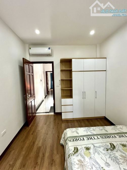 NHÀ PHỐ LÊ THANH NGHỊ - TRẦN ĐẠI NGHĨA - LÔ GÓC - NGÕ RỘNG - HAI THOÁNG - DT32M2 X 5T - 4
