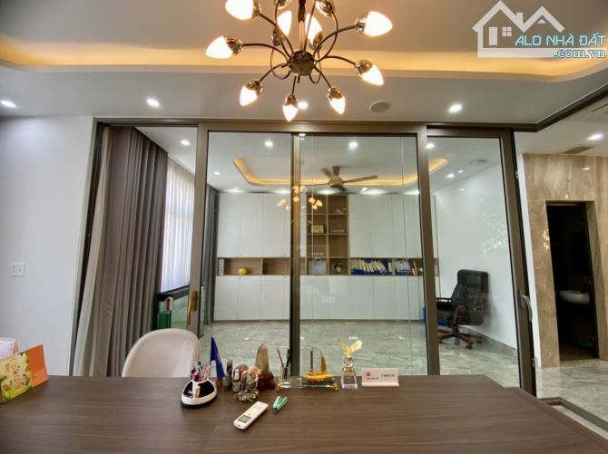 Cho thuê shophouse mặt đường Võ Nguyên Giáp, mặt tiền 7m, dt 114m, nhà 5 tầng đẹp - 5