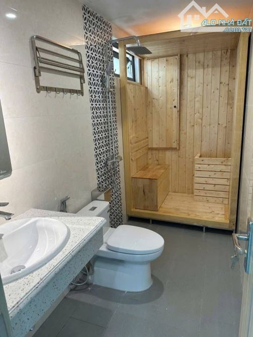 Bán nhà mặt phố vũ tông phan diện tích 45m mặt tiền 7,3 m - 5