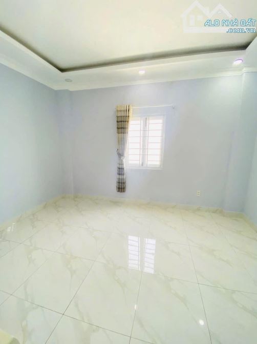 🔥143m2 sàn, 4 TẦNG ĐÚC, MỚI, SHR, SỔ HR,  HOÀN CÔNG ĐỦ, KHU VÍP HẺM  496, HƠN  4tỷ xíu - 5