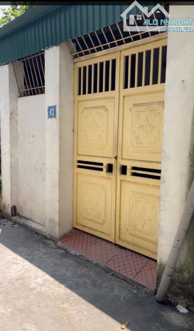 Với hơn 4 tỷ có ngay căn nhà cấp 4, DT 50m, mặt tiền 4m, ngõ ô tô bé vào ra - 5