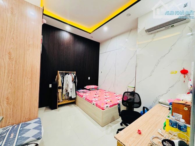 Bán nhà 3 tầng kiệt ô tô 5m Tôn Đản 1014/ô tô vô tới nhà - 5