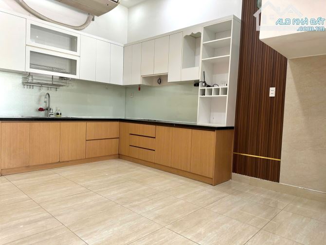 NHÀ 2 LẦU+ST FULL NỘI THẤT XỊN HẺM TẢI ĐƯỜNG NGÔ CHÍ QUỐC BÌNH CHIỂU GẦN CHỢ ĐẦU MỐI - 5