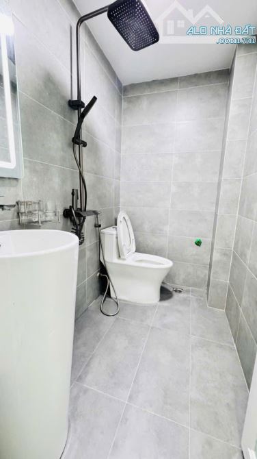 🔑 Sở hữu ngay nhà phố 5 tầng tại trung tâm Thanh Xuân - 9 bước chân ra đường - 5