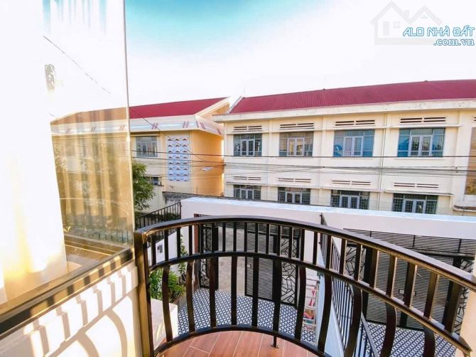 Nhà Mê Siêu Đẹp hẻm cấp 1 Ywang - Ngay bên Hông Trường học Nguyễn Trường Tộ. - 5