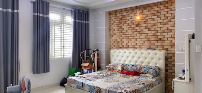 CHỦ NHÀ GIẢM GIÁ CẦN BÁN GẤP NHÀ 1 TRỆT 2 LẦU -ST - NGANG 5M - 59M2-TẶNG NỘI THẤT - 5