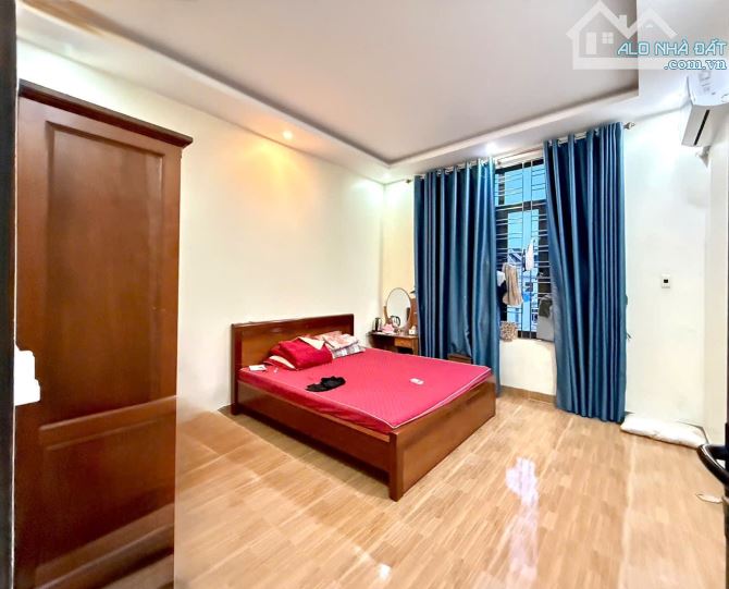 Nhà 4 tầng xây độc lập oto đỗ ngay nhà tại Kiều Sơn, Văn Cao - 5