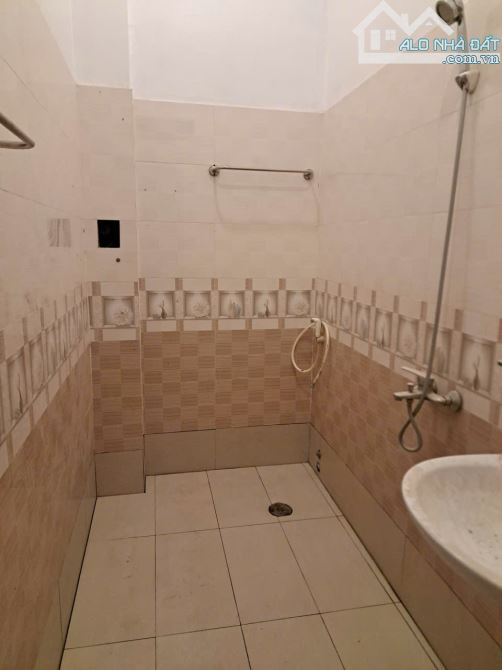 Đông Hòa( Làng Đại Học)- Dĩ An- 2 Tầng- 114m2- 5.5 Tỷ- Sổ hồng riêng - 5