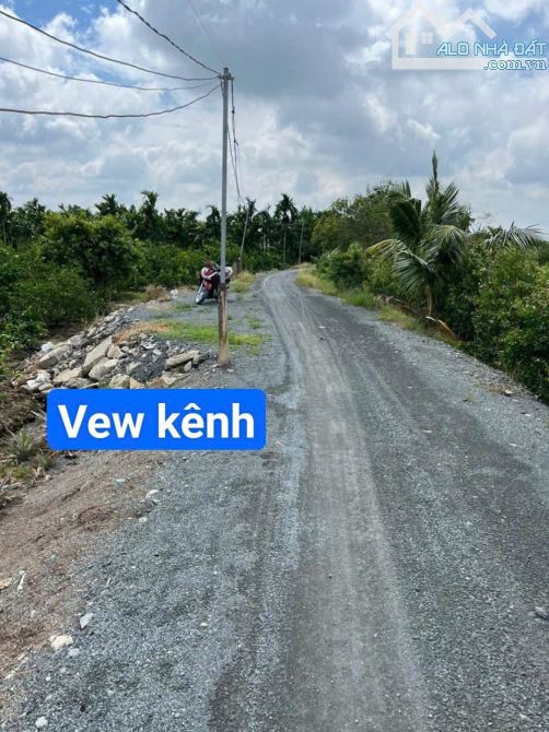 1030m2 đất vườn giá 850 triệu vew kênh thạnh hoà Bến Lức Long An được lên thổ giá rẻ - 5