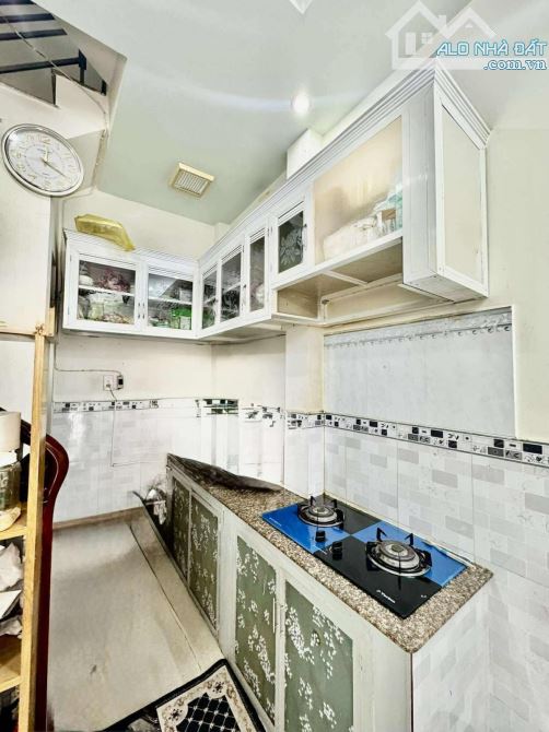🏡 📌 BÁN NHÀ B TÂN  3 TẦNG NHỎ XINH HXH VỊ TRÍ SẦM UẤT CHỈ NHỈNH 2X T - 5