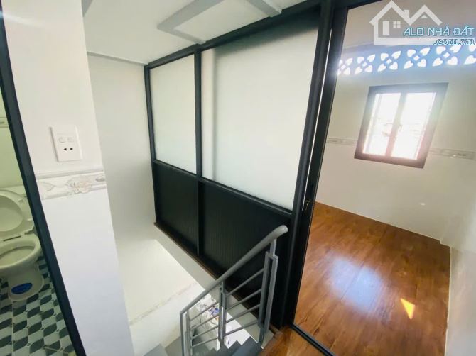 🏡 Bán Nhà ,lô góc,nhỏ xinh, ban công thoáng mát, giá chỉ 2,1 tỷ –Đường Tuệ Tỉnh.Q11 - 5