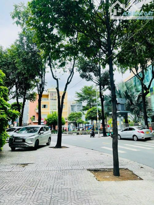 CĂN HỘ 30m2 MẶT T.IỀN ĐƯỜNG HOÀNG DIỆU QUẬN 4 - CÓ THANG MÁY - SỔ HỒNG RIÊNG 🧨 2.43 T.ỷ - 5