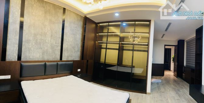 Cần bán gấp căn biệt thự 150m2 tại GreenBay Mễ Trì giá rẻ - 5