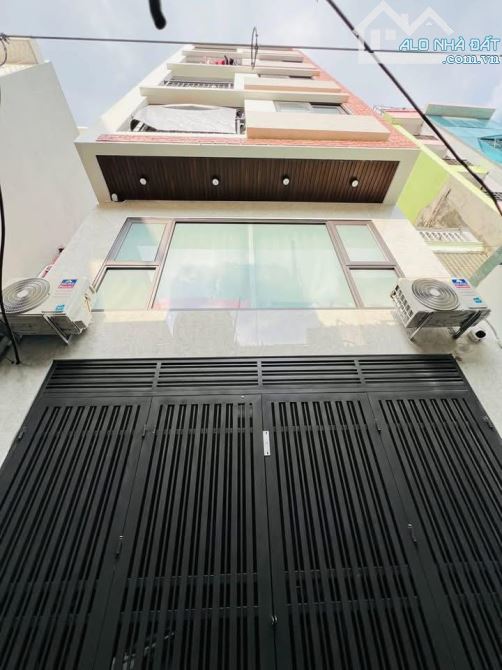CHUNG CƯ MINI XUÂN LA - THANG MÁY - 4 CHỖ LÙI CỬA - 3 BƯỚC RA PHỐ - GẦN HỒ TÂY - VIP MÀ RẺ - 5