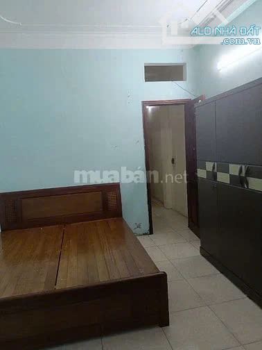 Cho thuê nhà 3 tầng,3 ngủ, đủ nội thất, hộ gia đình ở lâu dài tại Ngũ Hiệp, Thanh Trì,HN