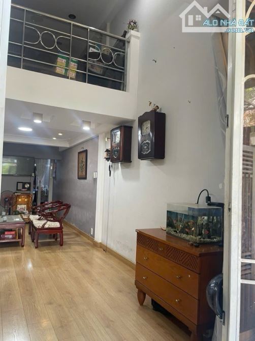 Giảm 100 triệu còn 4.55 tỷ BLBÁN NHÀ ĐẸP, SÁT MT ĐƯỜNG, KHU HIẾM NHÀ BÁN, DỌN VÀO Ở NGAYĐư - 5