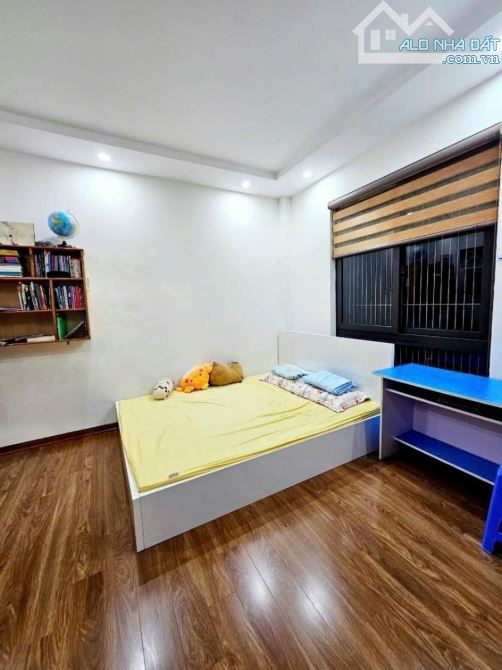 14 TỶ - NHÀ MẶT PHỐ THANH XUÂN - 2 MẶT TIỀN TRƯỚC SAU - DIỆN TÍCH 70M - 4 TẦNG - 5