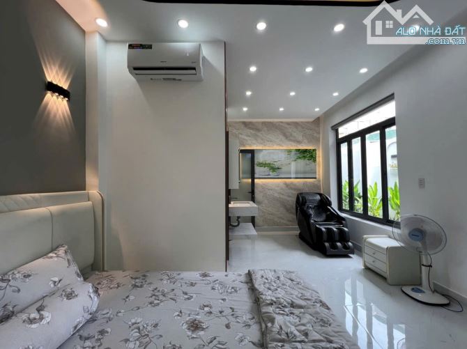 🏖️ NHÀ PHỐ 💥 RESORT MINI GIỮA LÒNG PHỐ THỊ 🏖️ DTSD 170m2, GIÁ 6.8 TỶ ✅️  📍 Vị trí: Hẻm - 5