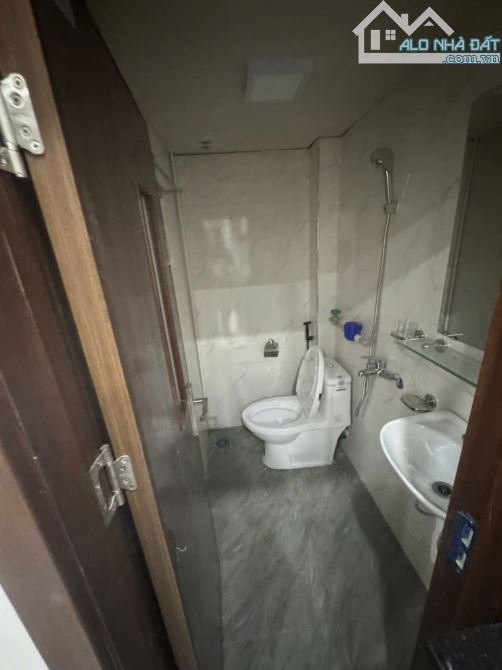 Cho Thuê CCMN 127 Thổ Quan 1 Đống Đa 20m2 Studio Cửa Sổ Ban Công Giặt Riêng Thang Máy 19P - 5