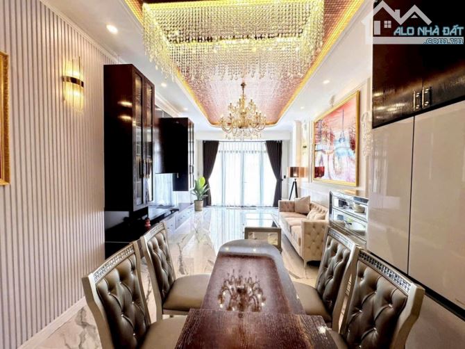 Bán nhà hẻm xe hơi 1806 Huỳnh Tấn Phát. Đt 4x18m. 2 tầng. St. Giá 6.3 tỷ - 5