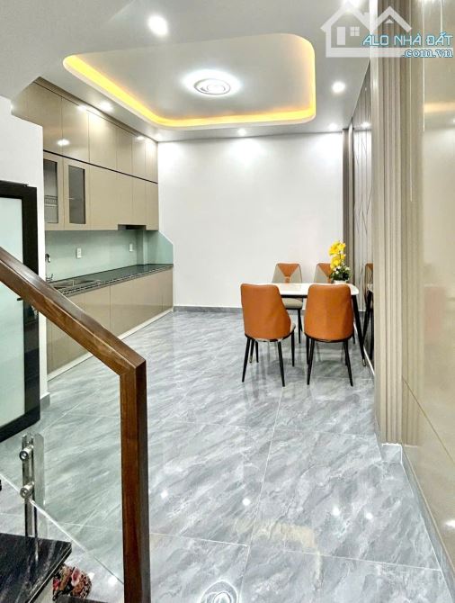 Nhà đẹp sân cổng Phạm Hữu Điều -Trần Nguyên Hãn - 6