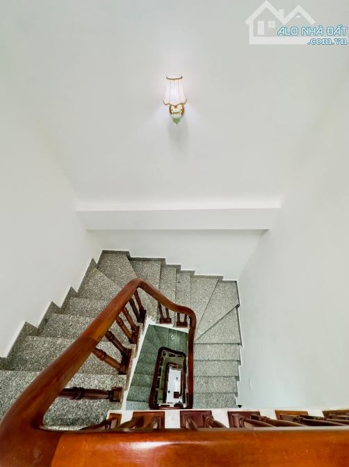 Bán gấp nhà Tây Mỗ dân xây, gần phố, hàng xóm Vin, AEON, 35m 5 tầng giá 6.85Tỷ - 6