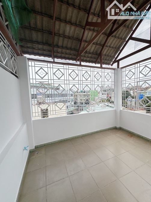 Bán nhà hẻm xe hơi Ni Sư Huỳnh Liên, Tân Bình, 5 tầng BTCT, giá 6.96 tỷ - 6