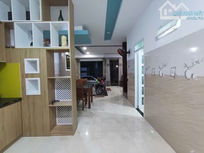 Bán nhà 3 tầng , mê đúc, đường ô tô cách biển 3km , đầy đủ nội thất - 6