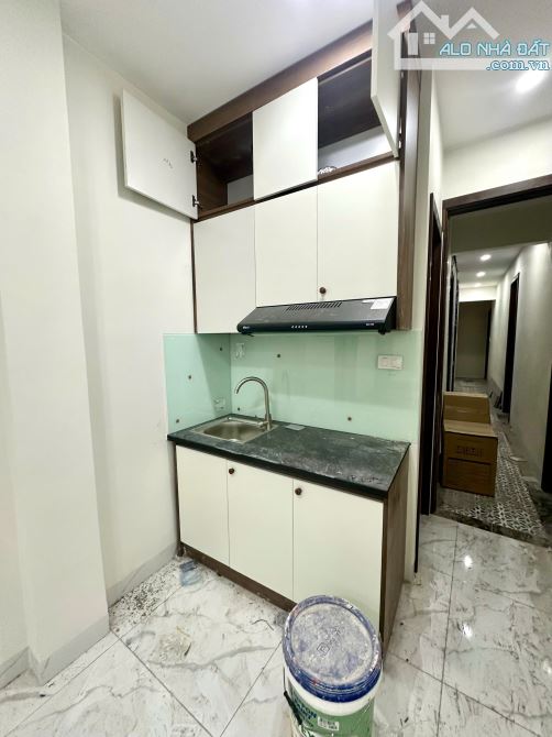 Cho Thuê CCMN 143 Nguyễn Chính Hai Bà Trưng 25m2 Studio Cửa Sổ Ban Công Thang Máy Trống30P - 6