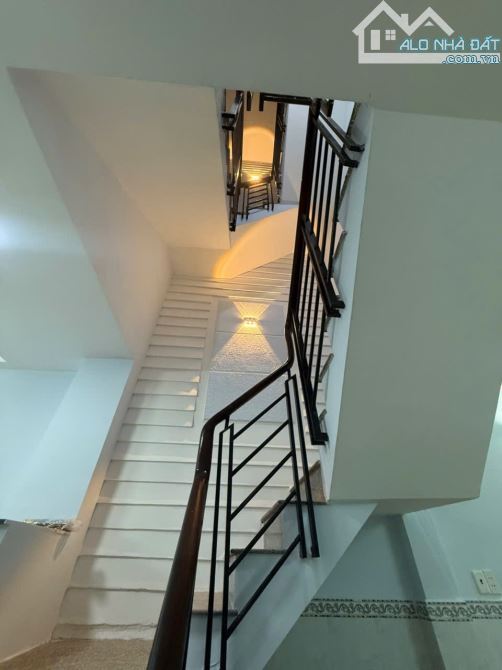 Cho thuê nhà Nguyễn Thị Thập - Quận 7 - 3 tầng - 3 PN - Giá 13tr/tháng - 6