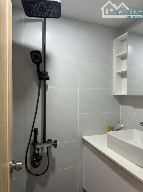 Bán Nhà Hẻm Nhựa 6 m, 80 m2, 4 Tầng, 8 pn, 8 WC, 2 pk, p Thờ, Bếp, Liên Khu 4-5, Bình Tân - 6