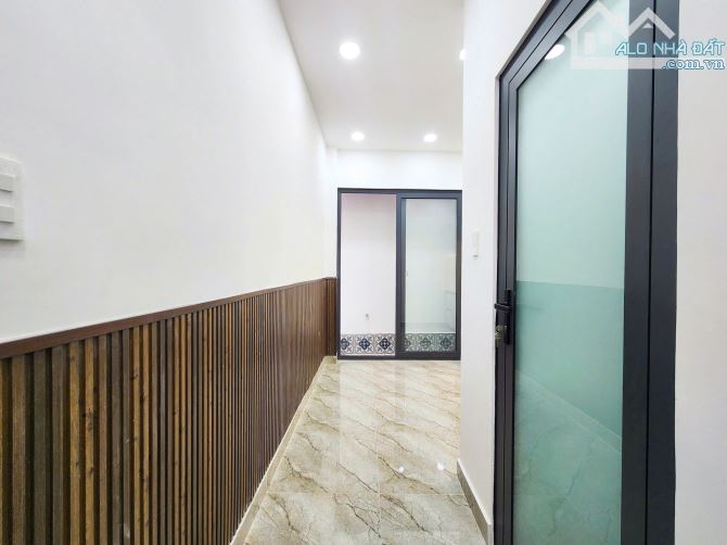 - NHÀ PHỐ 1 LẦU MỚI HOÀN THIỆN MẶT TIỀN HẺM 3M TRẦN VĂN KHÁNH Q7 - 6