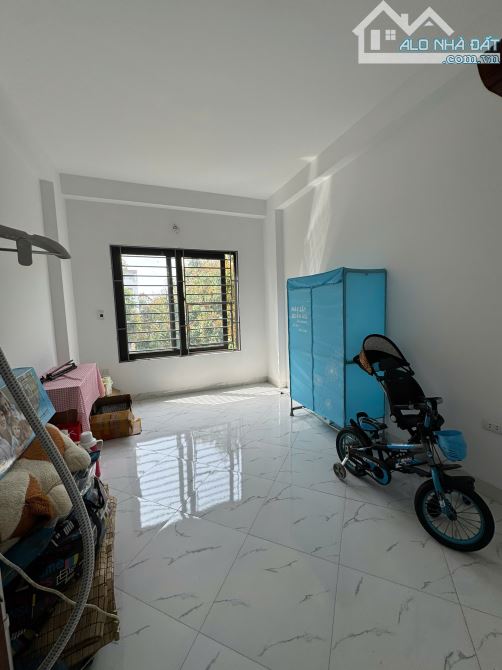 🌟 NHÀ DÂN ĐỘC LẬP - XE TẢI ĐỖ CỬA - 4 TẦNG - 45M² - GIÁ CHỈ 3,7 TỶ – PHƯỢNG ĐỒNG, CHƯ - 6