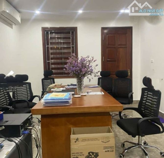 BIỆT THỰ VIP DƯƠNG NỘI - DIỆN TÍCH 306M2 -  MẶT TIỀN LỚN - GẦN CÔNG VIÊN - FULL CÔNG NĂNG - 6