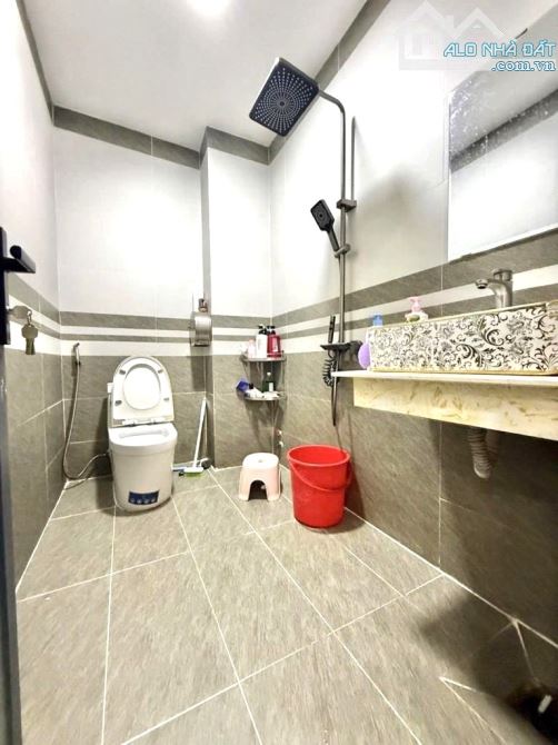 SIÊU PHẨM 4 TẦNG- KHU PHÂN LÔ ĐỒNG BỘ- HẺM XE HƠI LÊ TRỌNG TẤN-BÌNH TÂN - DT 60M2 - 6