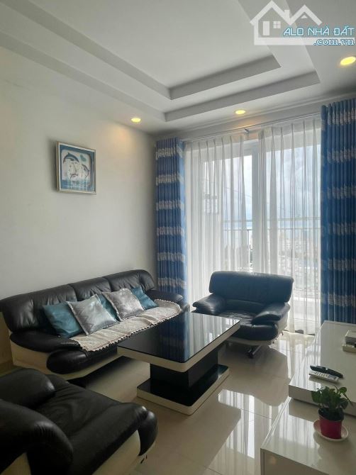 Cho thuê căn hộ 2PN view biển, full nội thất đẹp toà nhà Vũng Tàu Melody, 10 triệu - 7