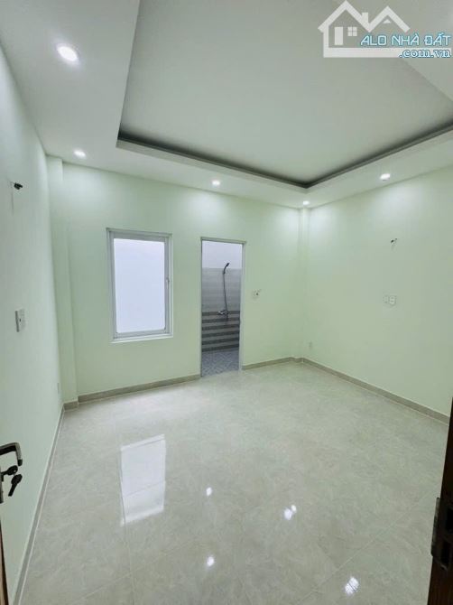 KHU PHÂN LÔ HƯƠNG LỘ 2 - NHÀ MỚI 3 TẦNG - ĐƯỜNG NHỰA 6M - 7