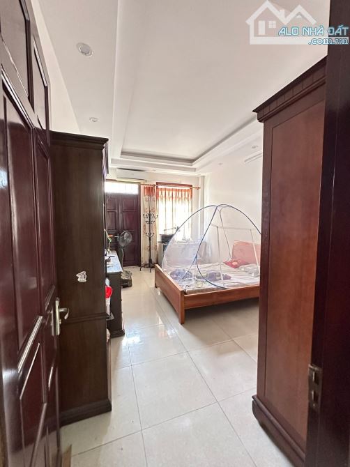 LIỀN KỀ PHÂN LÔ VỈA HÈ RỘNG 2 THOÁNG KINH DOANH SIÊU ĐẸP ĐA SỸ HÀ ĐÔNG 60m 15 TỶ - 7