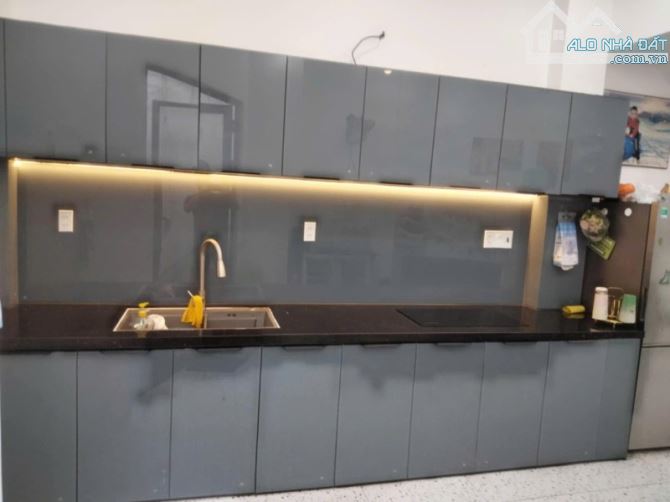 Gần Chợ-Trường-AEON Mall Tên Lửa, Giáp Q6 Nhà 2 Tầng+Sân Thượng 4,275T - 7