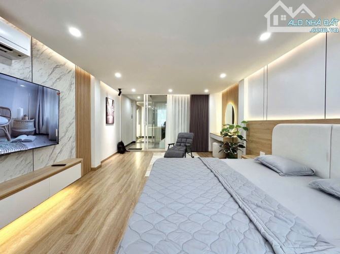Nội Thất Mặt tiền Nguyễn Lâm,Trệt 2 lầu sân thượng,Phòng Khách 3PN,2WC - 7