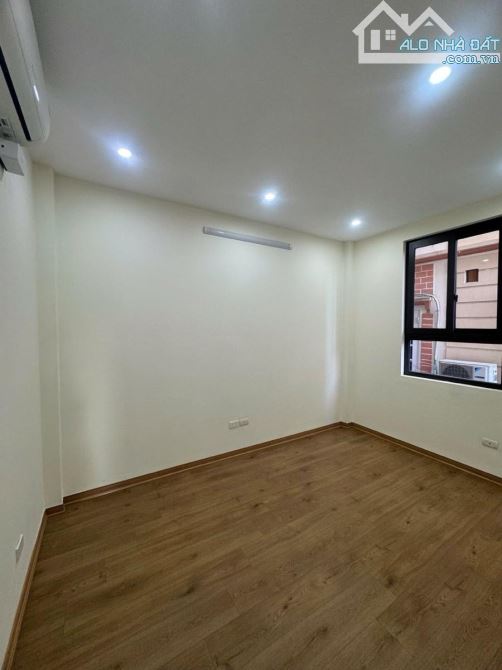 BÁN NHÀ ĐÌNH THÔN NAM TỪ LIÊM 45M2 4 TẦNG MT 4.5M GIÁ 14 TỶ LÔ GÓC Ô TÔ TRÁNH 2 THOÁNG - 7
