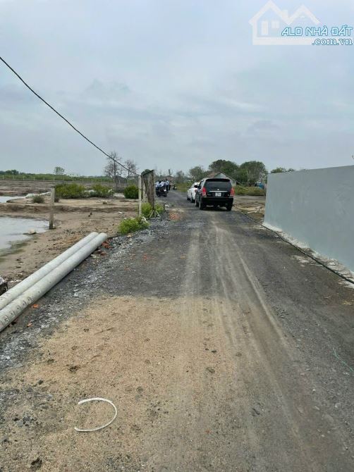 Chủ cần bán gấp đất 4500m2 ngang 85mx60m,hẻm 6m đường Duyên Hải, Long Hòa, Cần Giờ, giá 12 - 7
